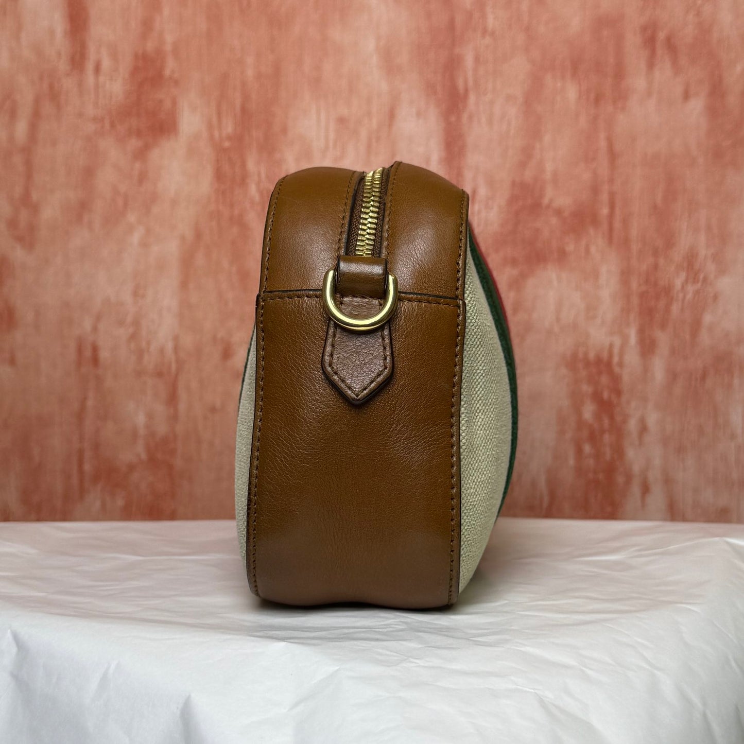 Gucci Vintage Web Canvas Camera Bag - Beige 5.91"H x 8.66"W