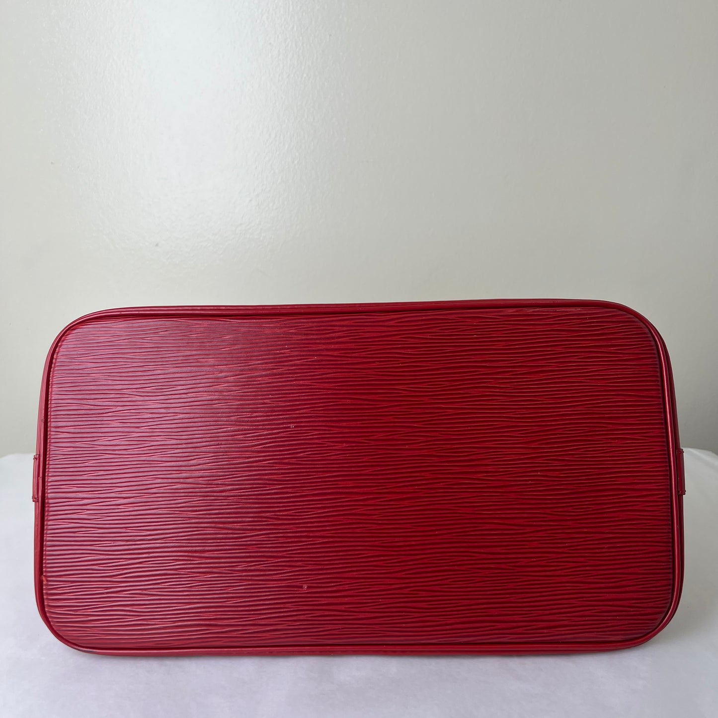 Louis Vuitton Alma PM Red – 9.4"H x 12.6"L x 6.3"W