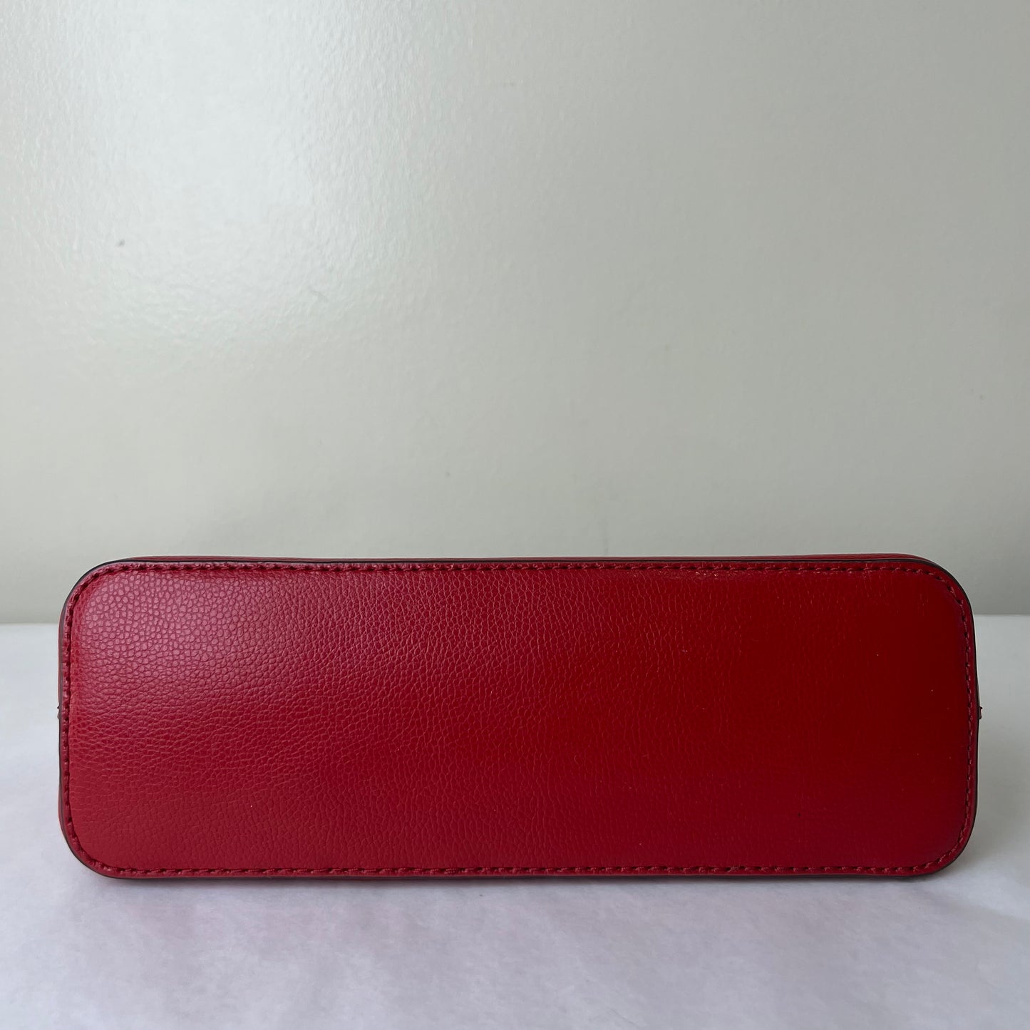 Kate Spade Crossbody Clutch Red – 5"H x 9"L x 1.5"W
