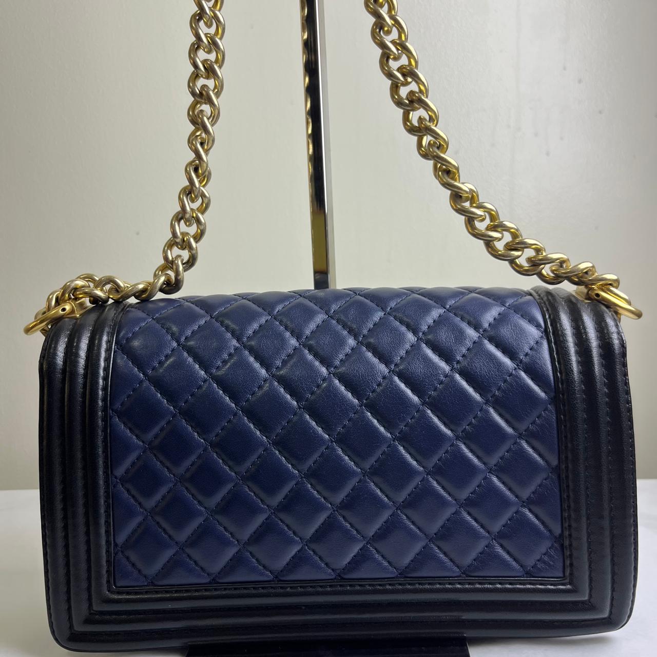 Chanel Le Boy Medium