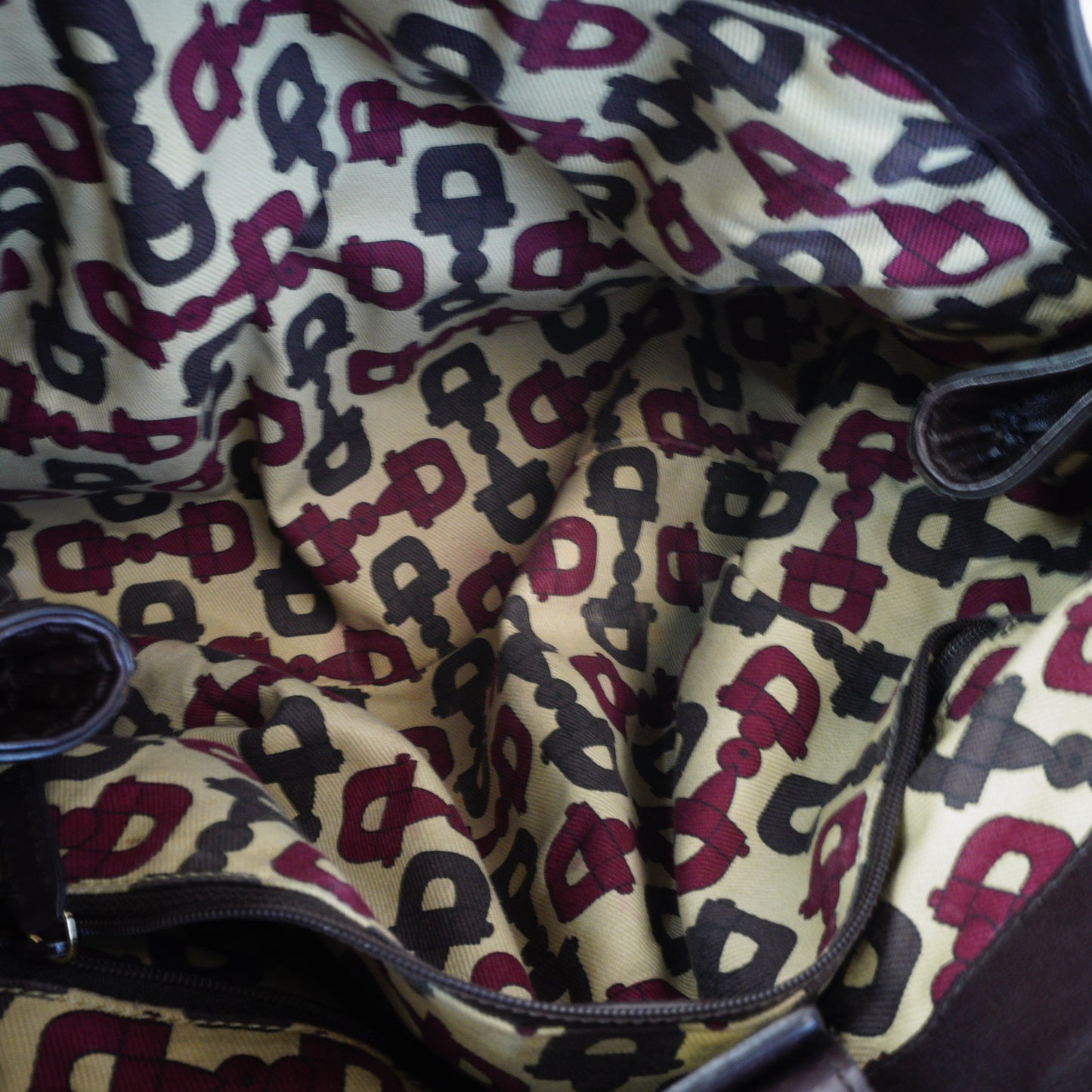 Gucci Sukey Bag Tot GHW Medium