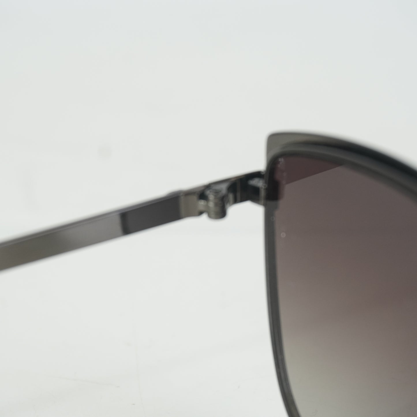 Gucci GG D589SK