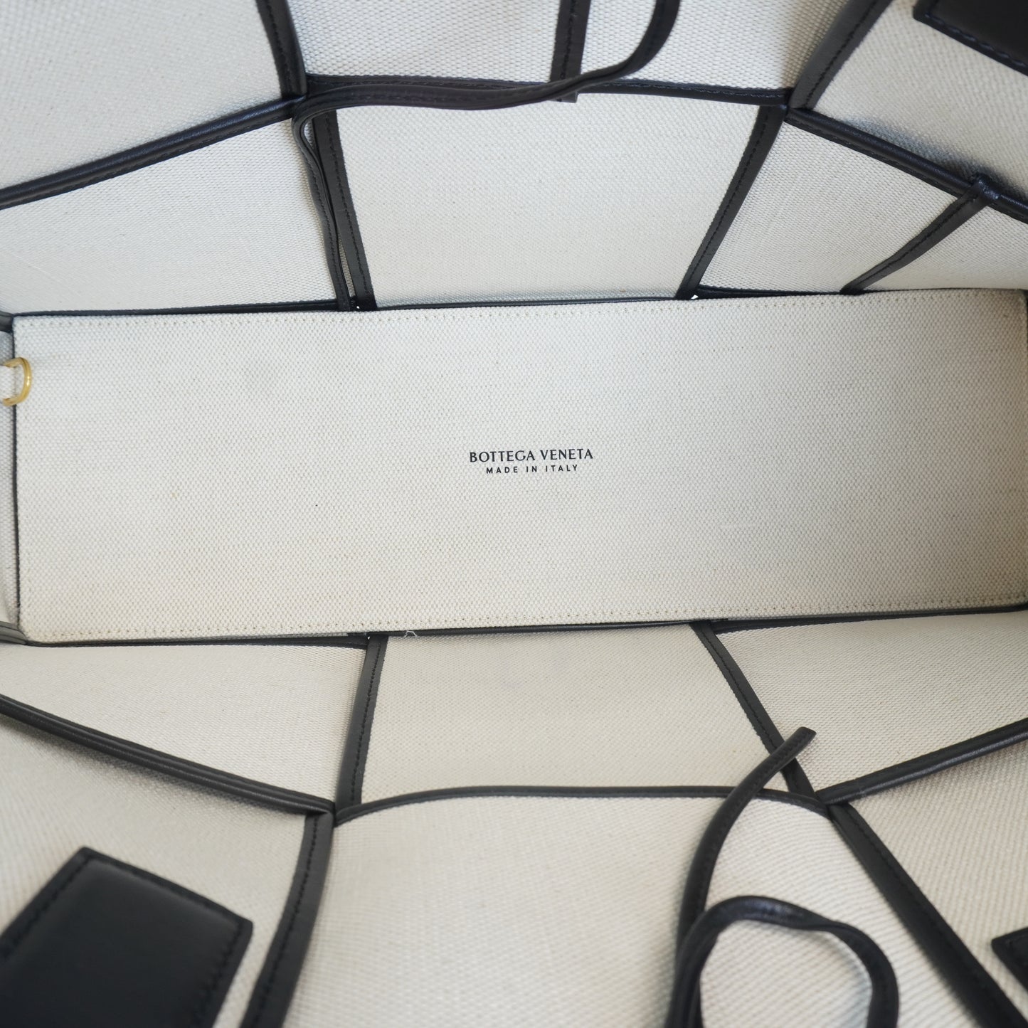 Bottega Veneta Arco Tote Medium