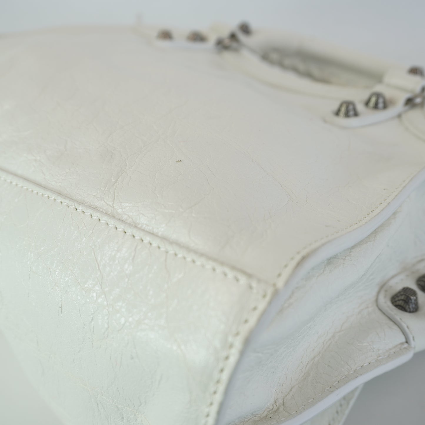 Balenciaga Neo Cagole Handbag SHW Medium
