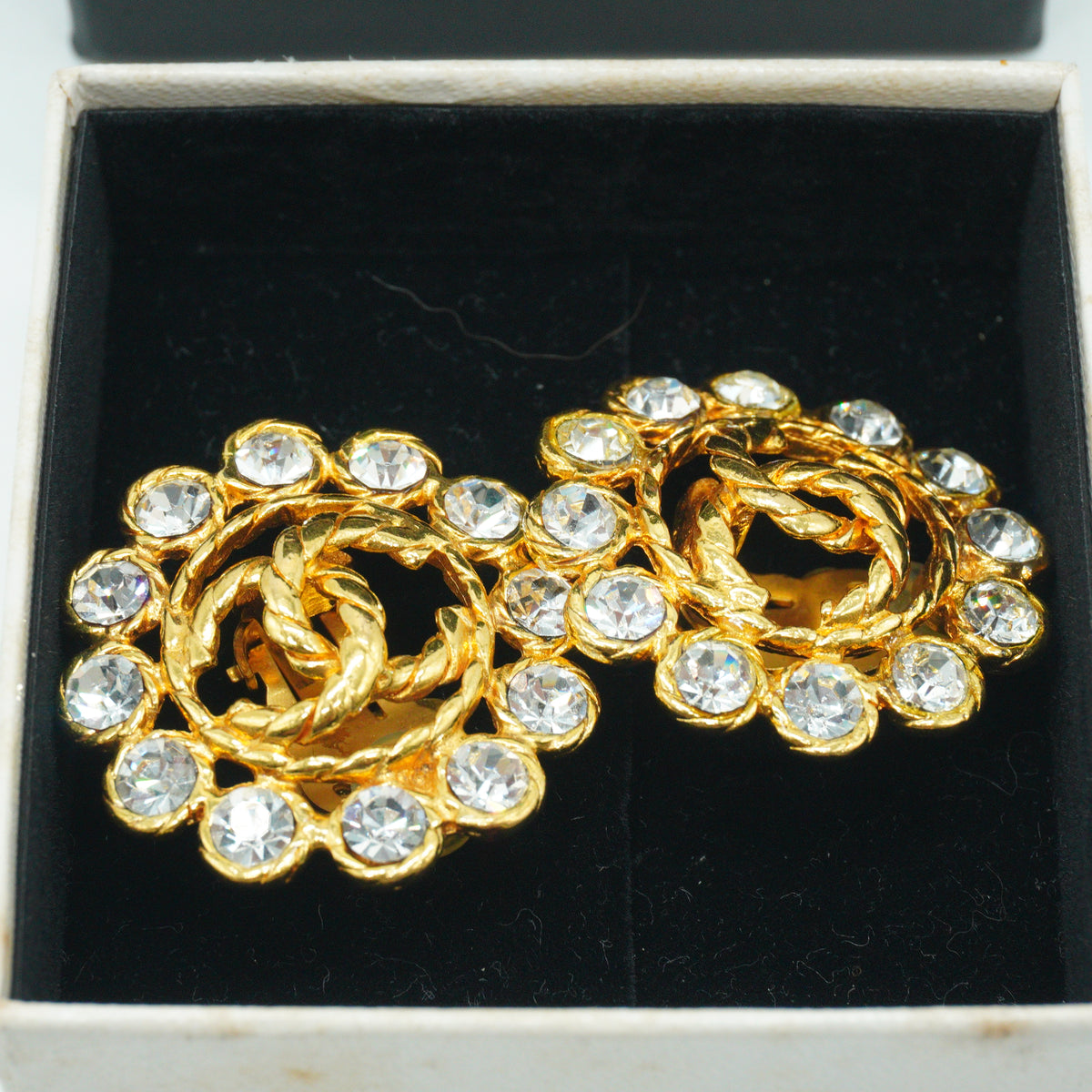 Chanel Vintage CC Rhinestone Flower Button Clip-On Earrings
