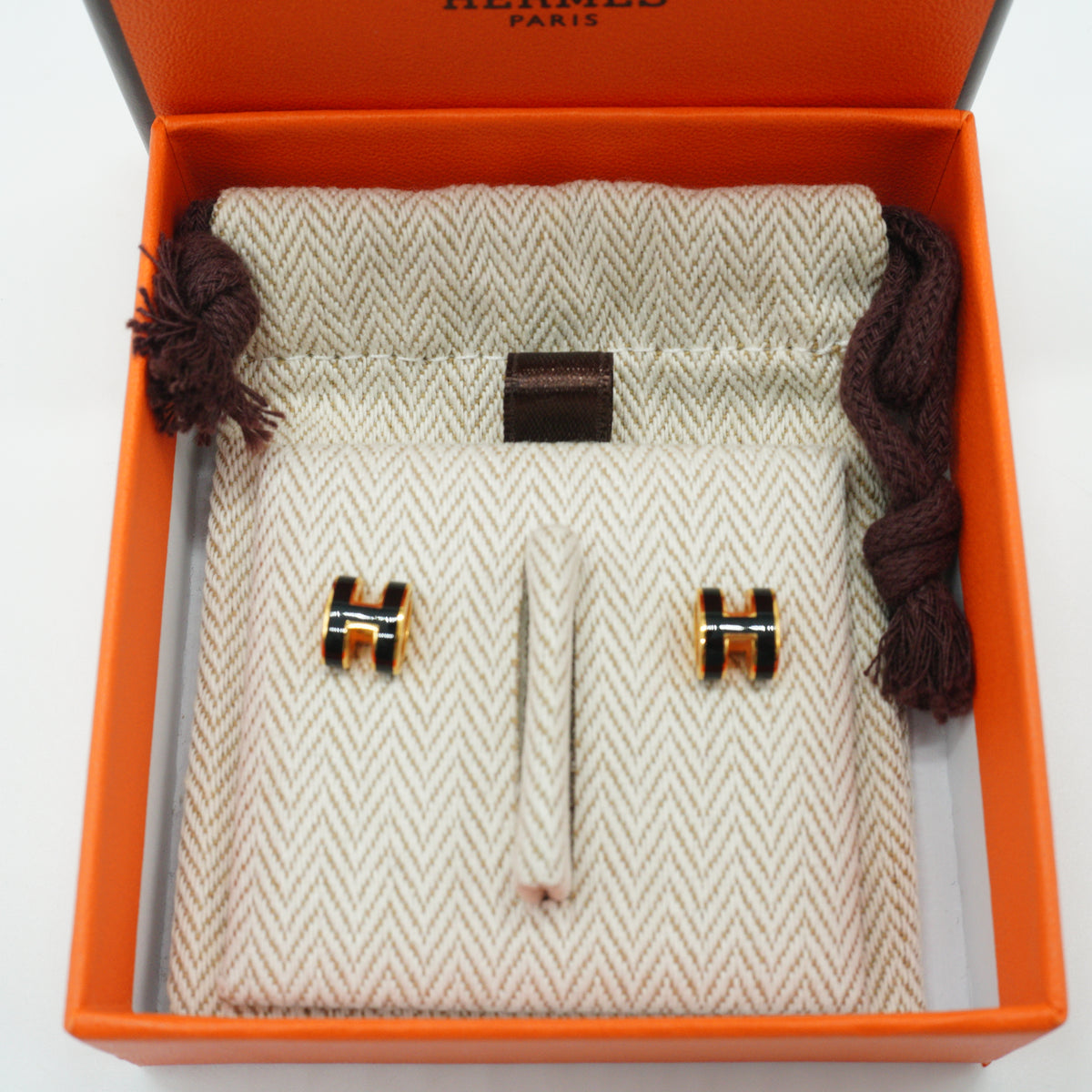 Hermes Stud Earring Black