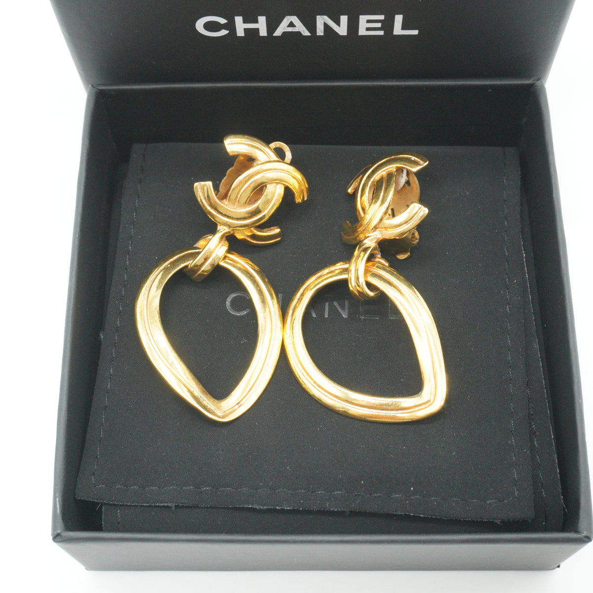 Chanel Pre-Owned 1996 CC Dangle Clip-On Earrings