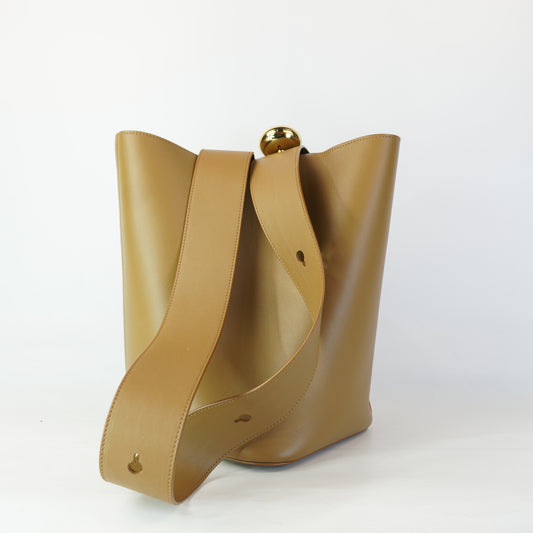 Loewe Pebble Bucket Bag Brown GHW