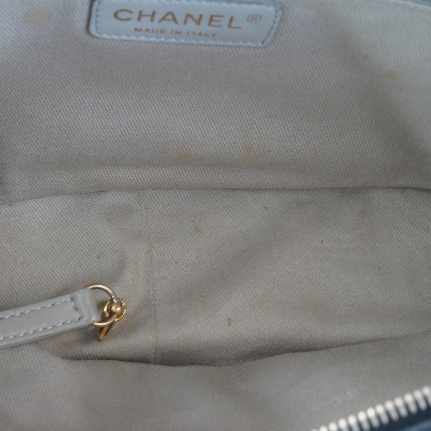 Chanel Matelasse Lambskin Shoulder Bag GHW Medium