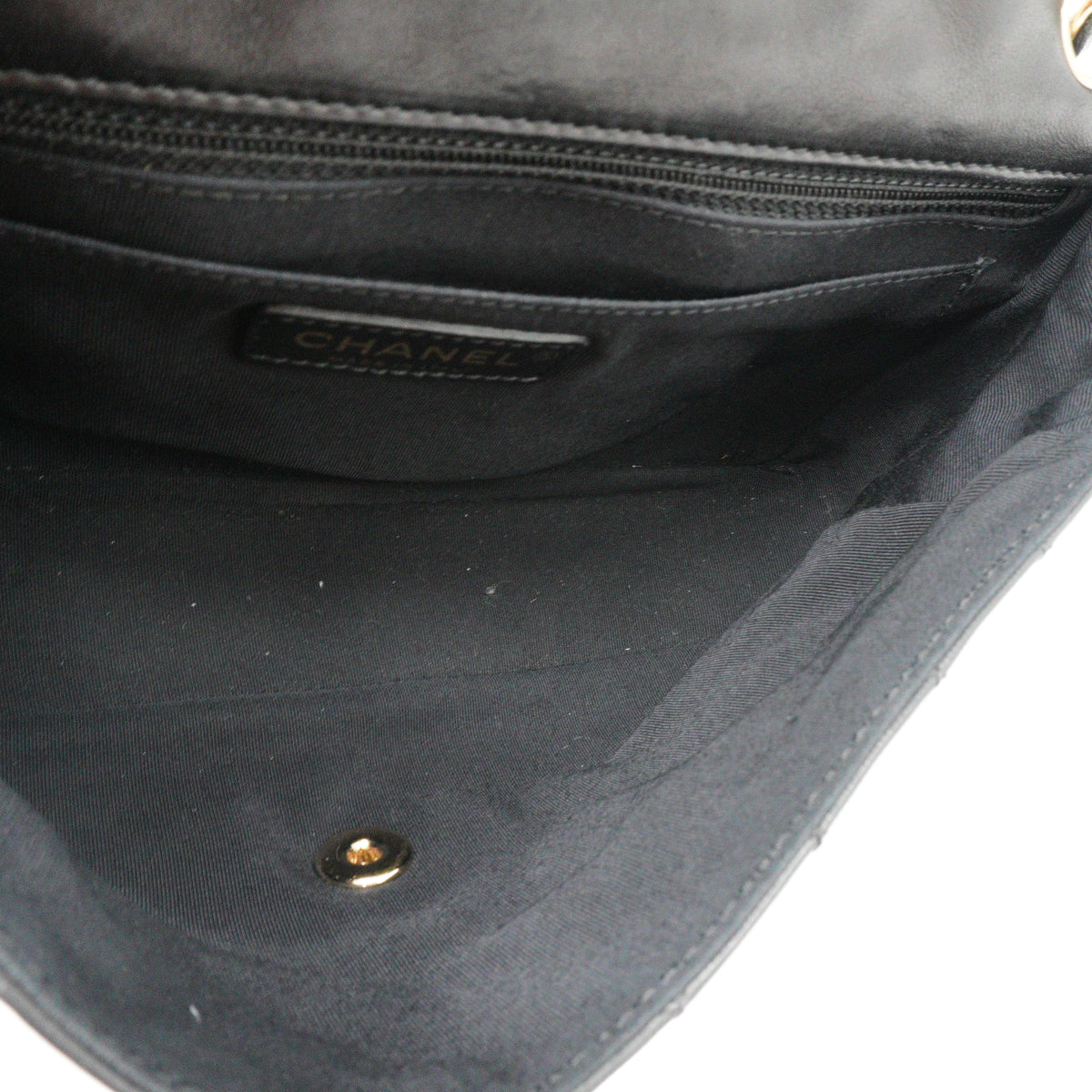 Chanel Black quilted leather Flap Handbag Small GHW