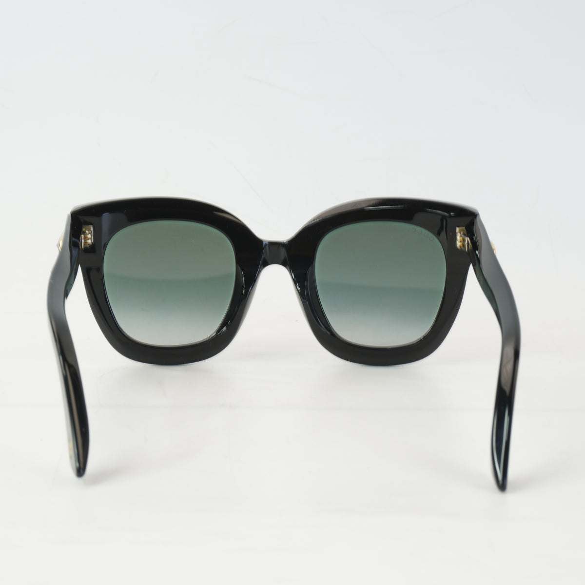 Gucci Sunglasses GG0208S