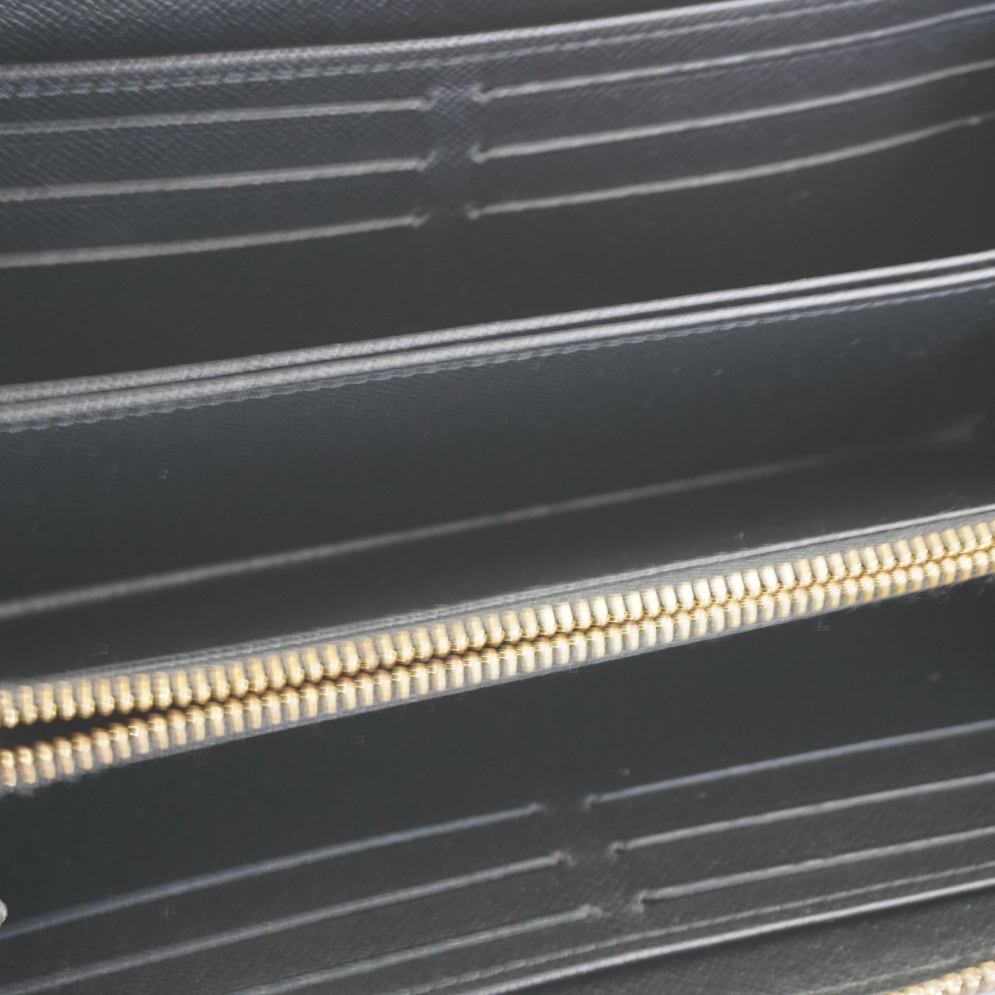 Louis Vuitton Giant Reverse Monogram Long Zippy Wallet