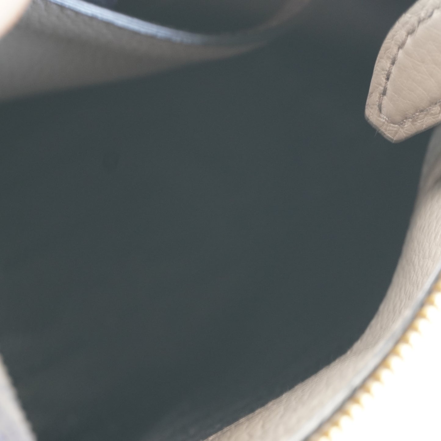 Prada Vitello Phenix Hobo