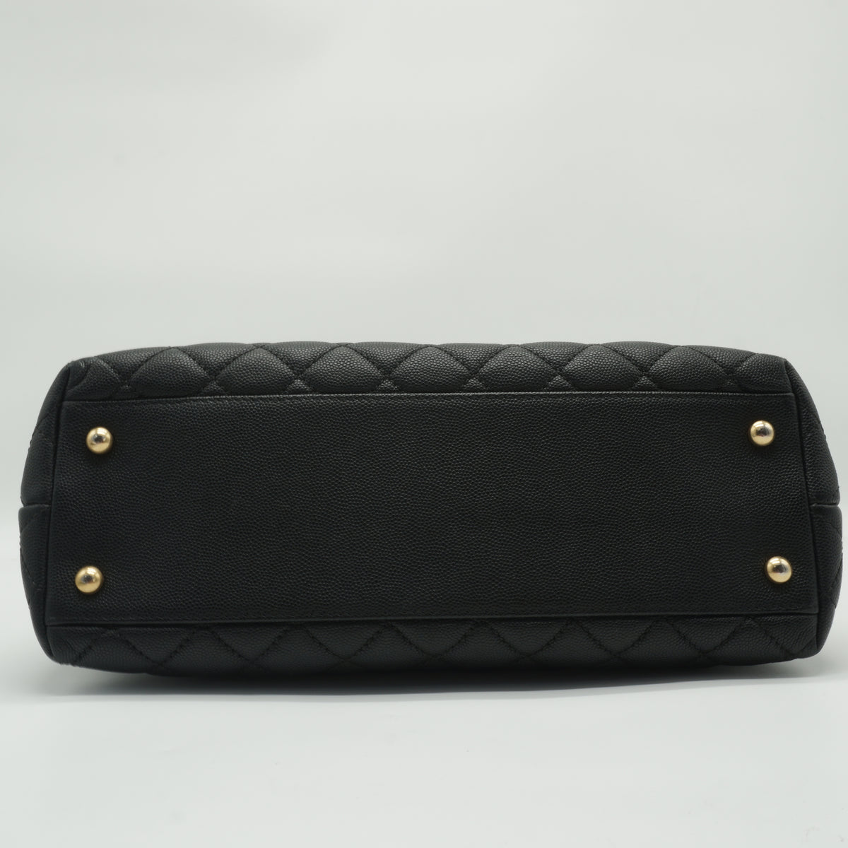 Chanel Coco Handle Caviar Black Medium GHW