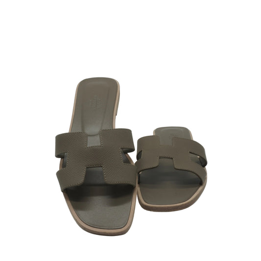 Hermes Oran Sandal Size 38 Taupe