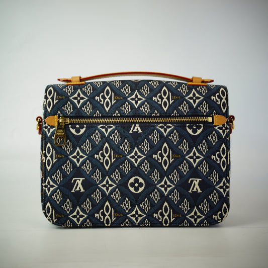Louis Vuitton Metis GHW