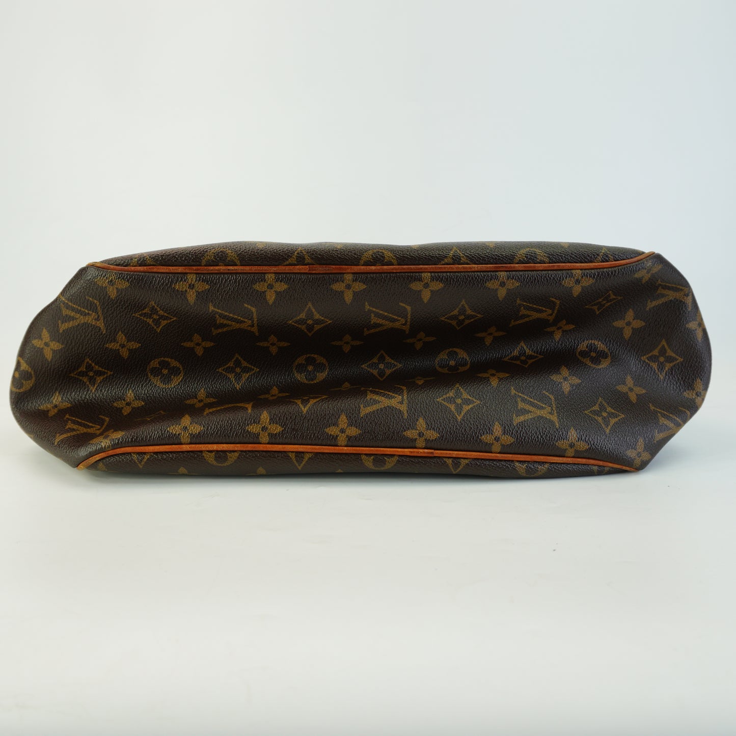 Louis Vuitton Horizontal Monogram Medium GHW