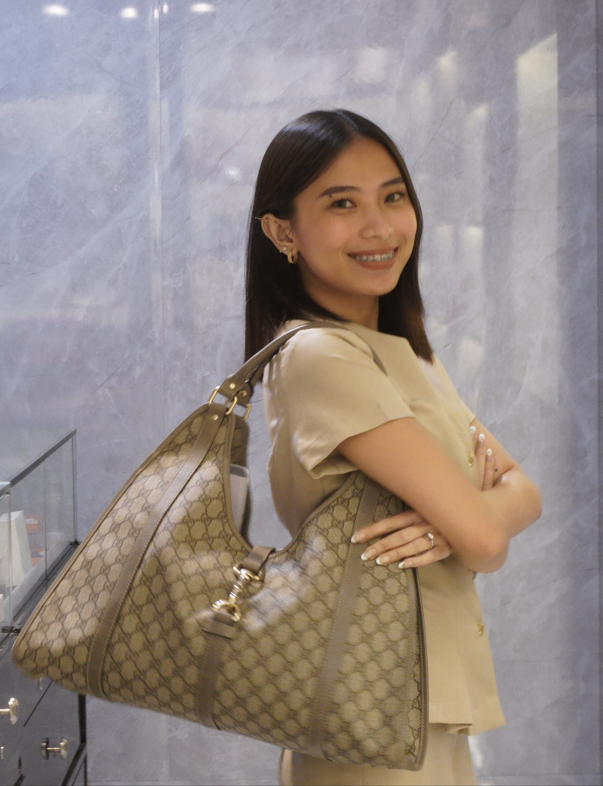 Gucci Jackie Tote Beige Large GHW