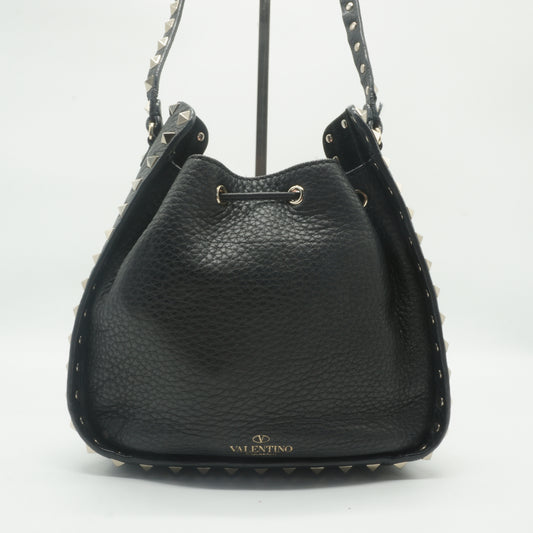 Valentino Garavani Rockstud Small Bucket Bag Black SHW