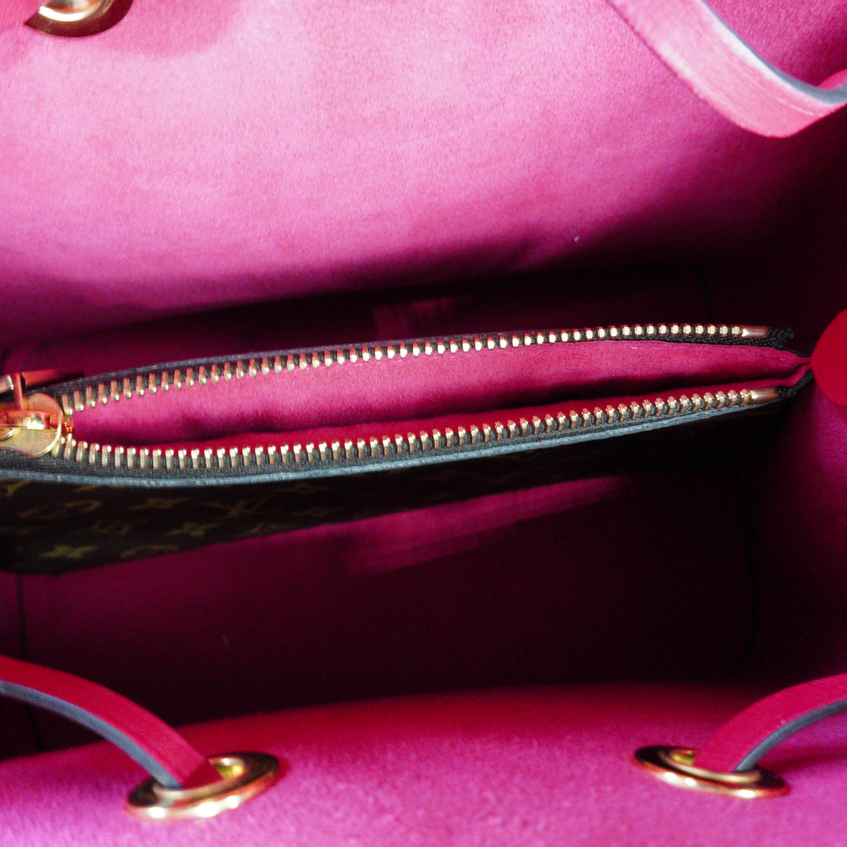 Louis Vuitton NeoNoe MM Monogram Bucket bag Pink GHW
