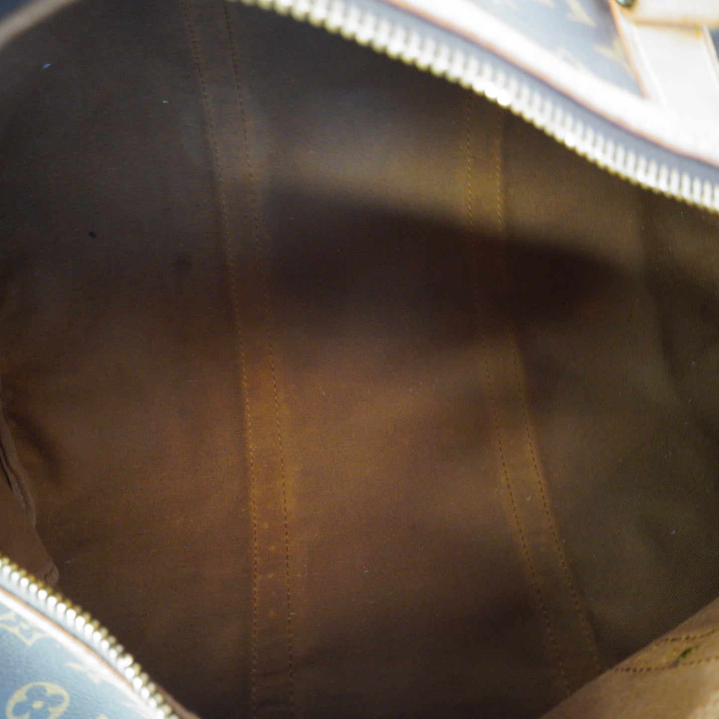 Louis Vuitton Keepal 45 GHW