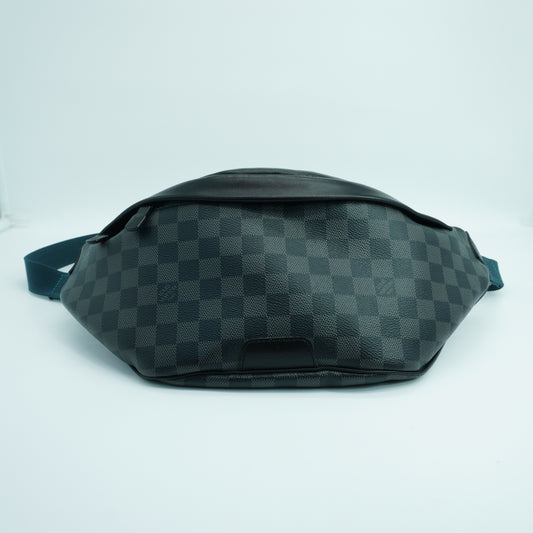 Louis Vuitton Discover Bumbag