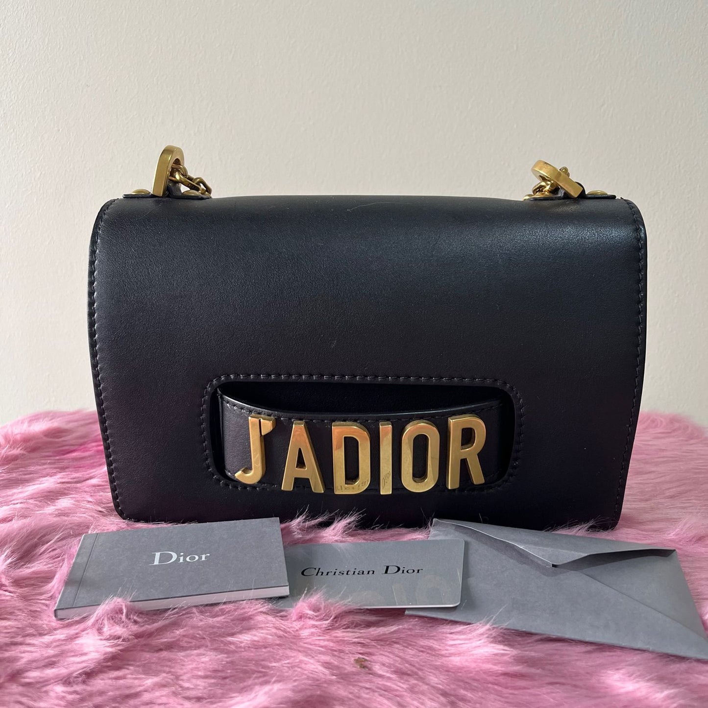 Dior J'Adior Black – 5.5"H x 9.4"L x 2"W