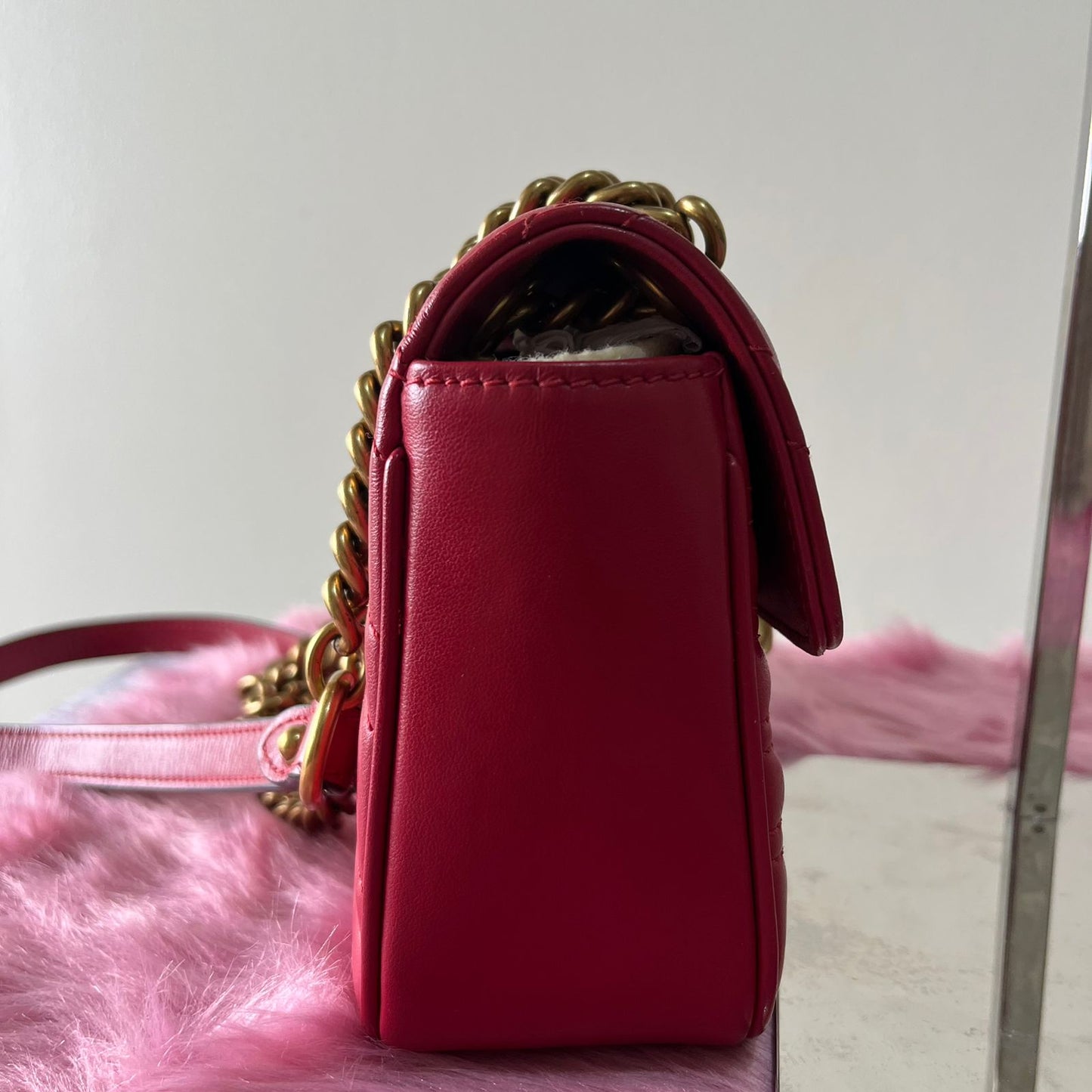 Gucci Marmont Small Red β 6"H x 10"L x 3"W