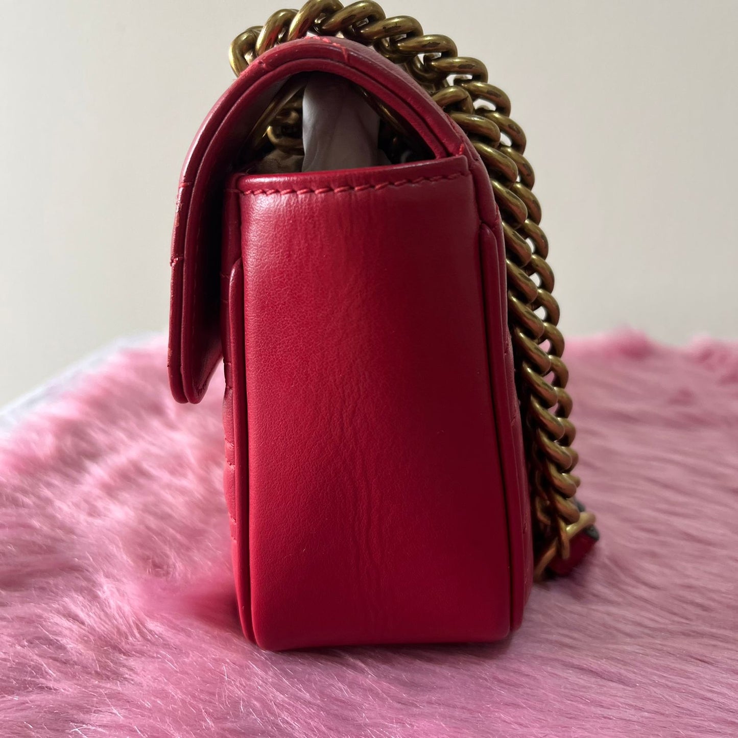 Gucci Marmont Small Red β 6"H x 10"L x 3"W