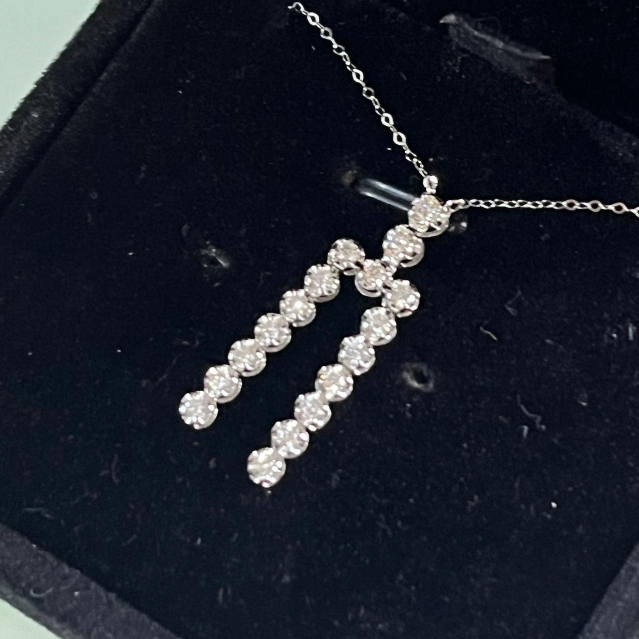 ROUND BRILLIANT DIAMOND CASCADE PENDANT NECKLACE