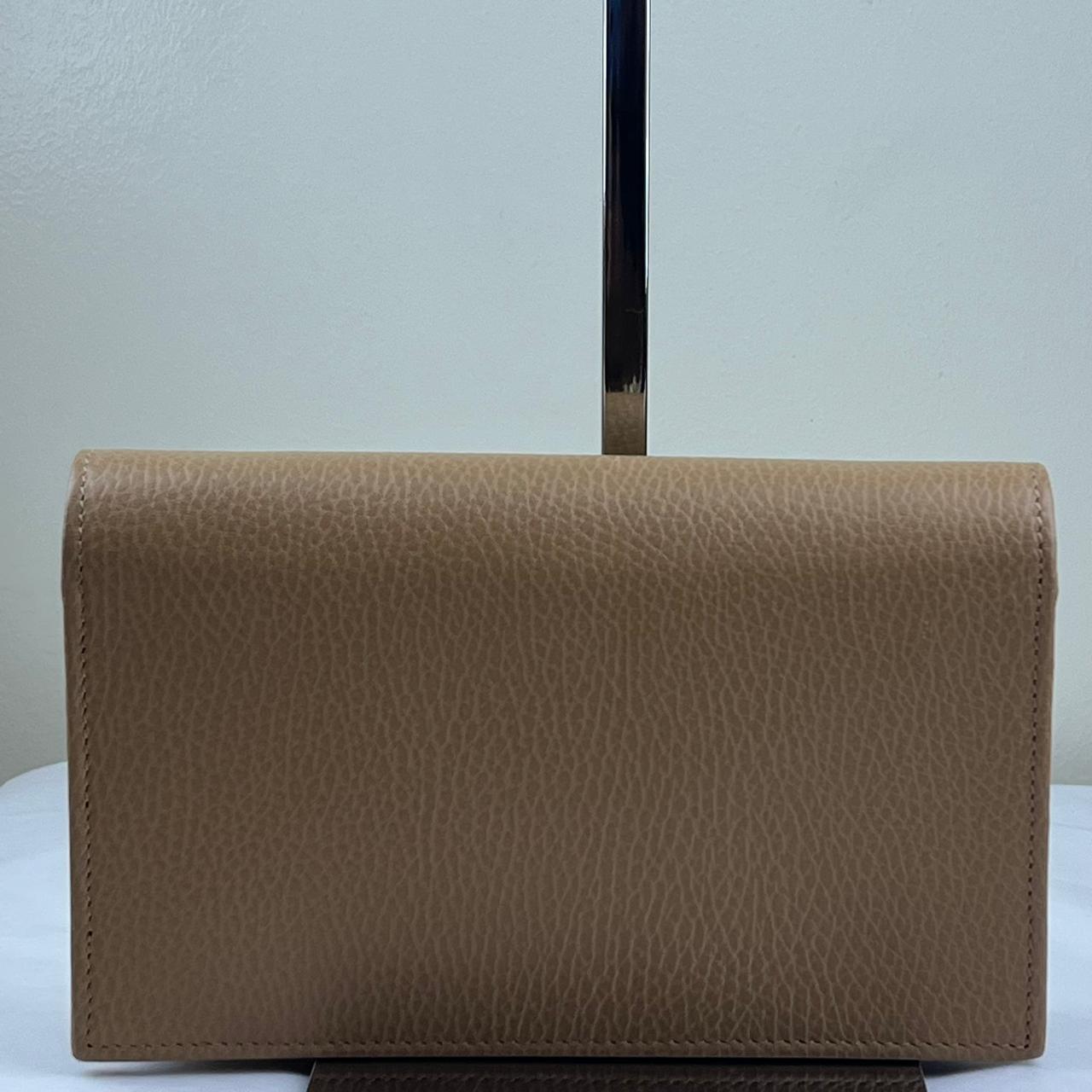 Gucci Interlocking Wallet on Chain Beige – 4.5"H x 7.5"L x 1.4"W