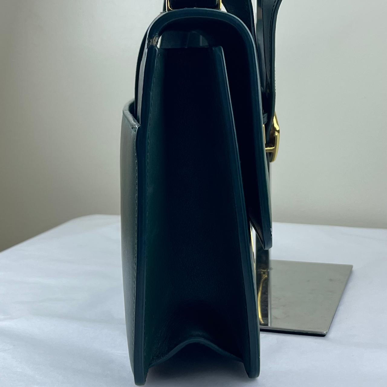 Dior 30 Montaigne Green – 6"H x 9.5"L x 2.5"W