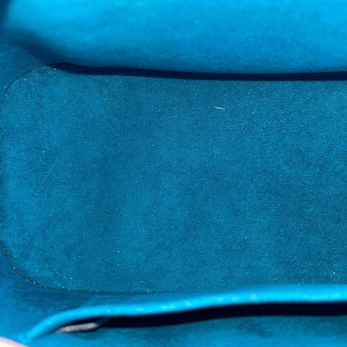 Louis Vuitton Alma BB Epi Teal β 6.7"H x 9.8"L x 4.7"W