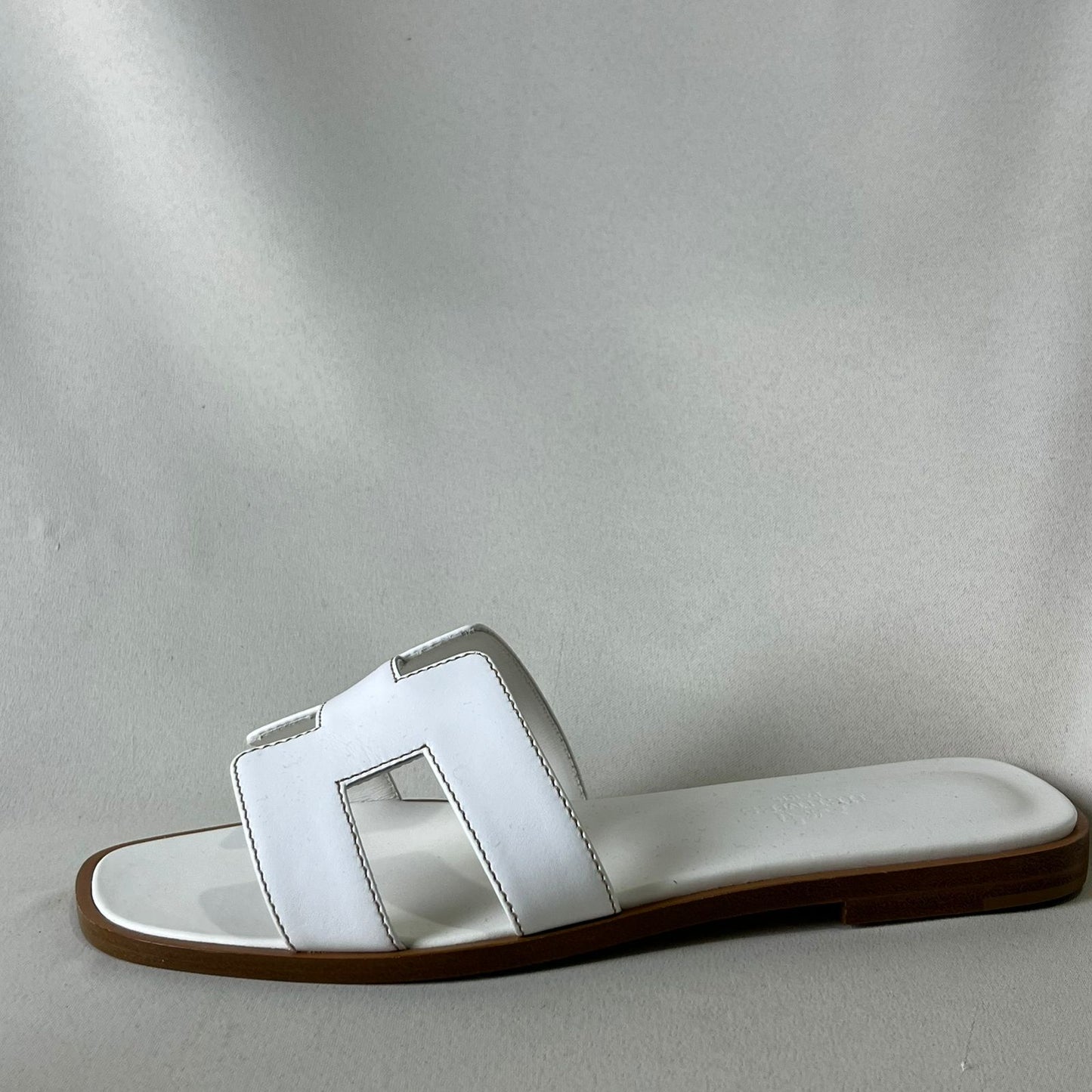 Hermes Oran White 35.5