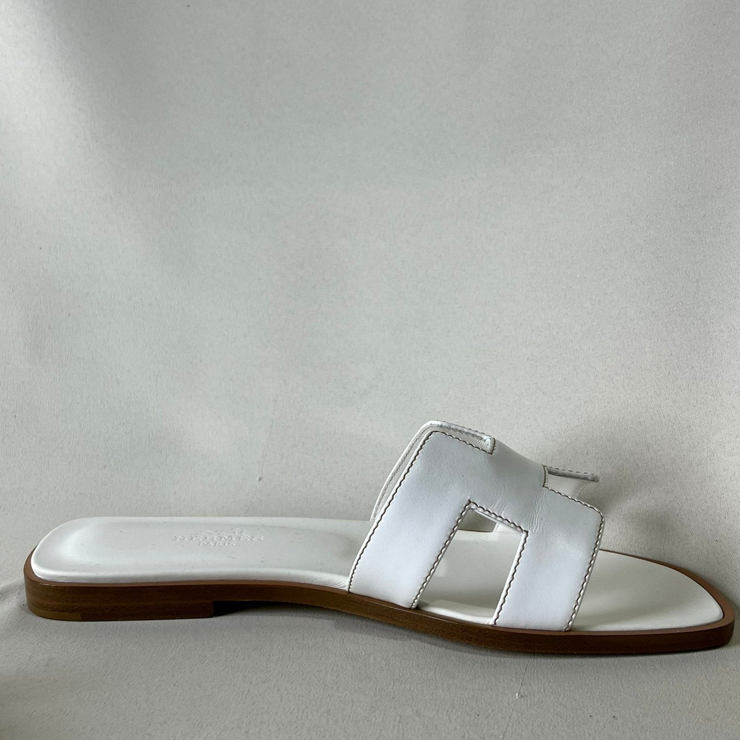 Hermes Oran White 35.5