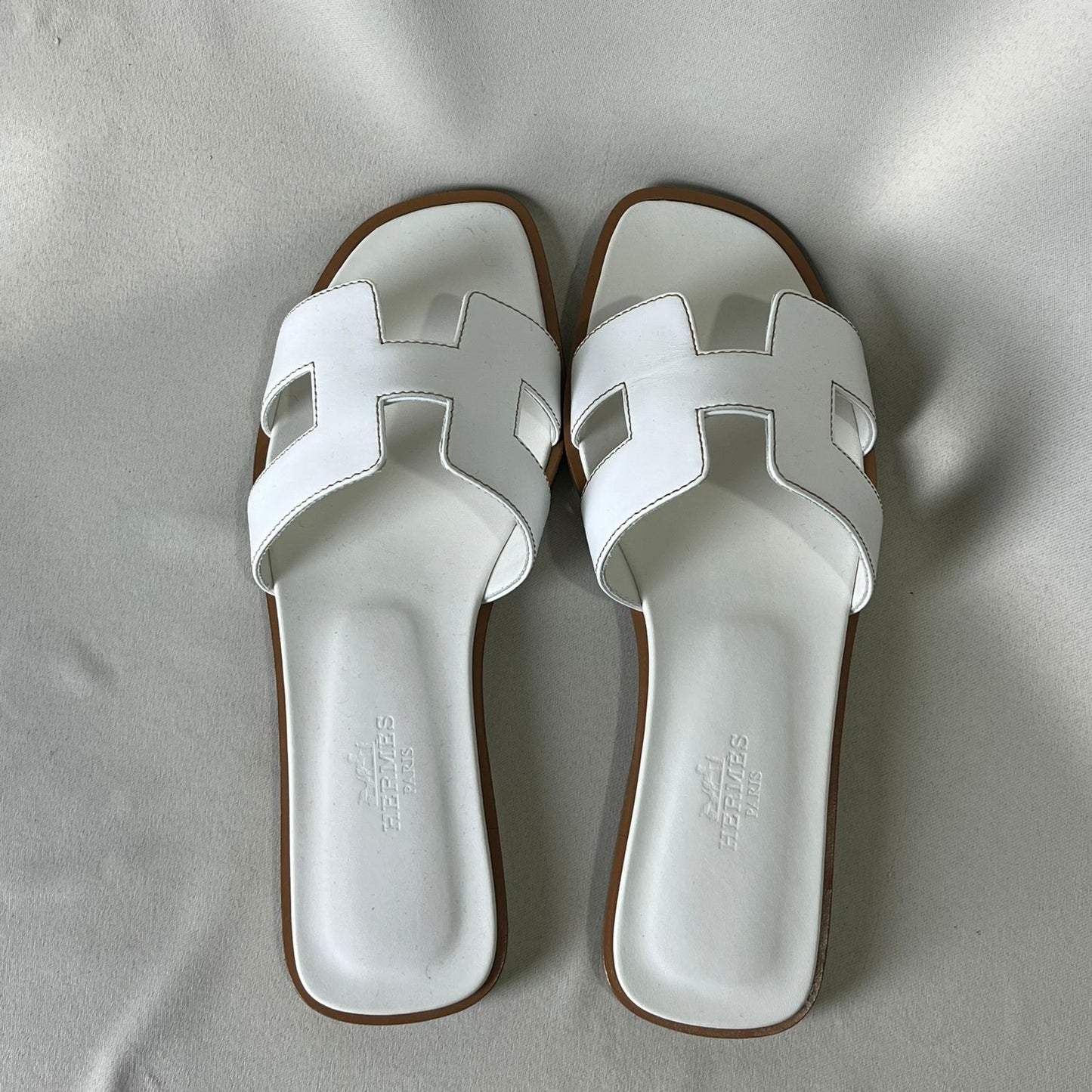 Hermes Oran White 35.5