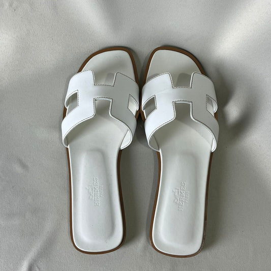 Hermes Oran White 35.5