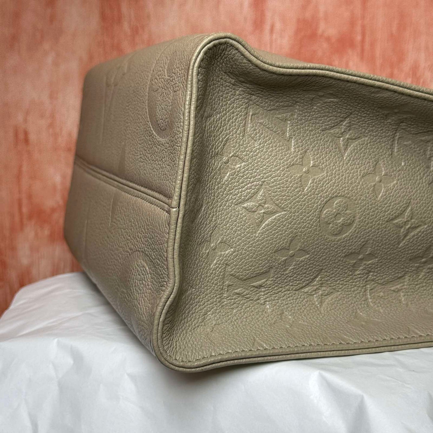 Louis Vuitton On The Go MM I Monogram Empreinte - 13.78"L x 10.63"H x 5.51"W