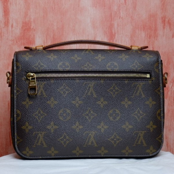 Louis Vuitton Metis - Monogram Canvas 9.84"L x 7.48"H x 2.76"W