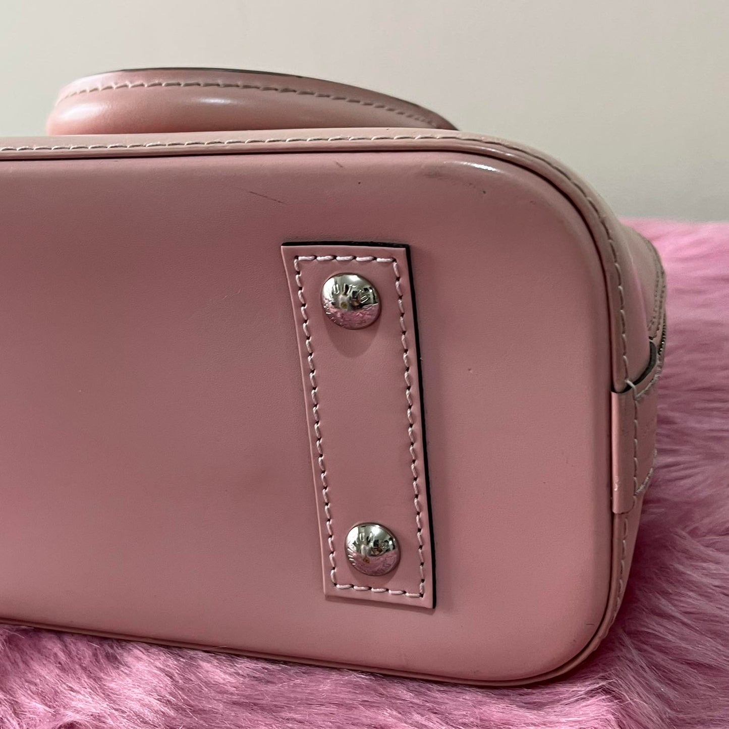 Louis Vuitton Alma BB Epi Pink β 6.7"H x 9.8"L x 4.7"W