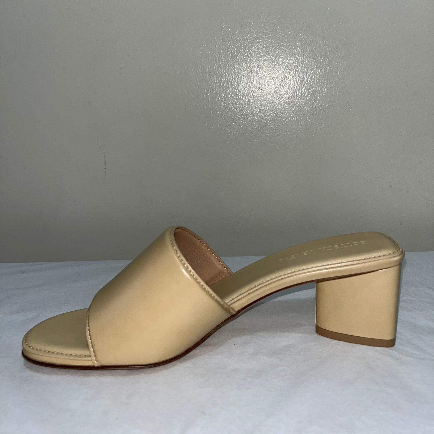 Bottega Veneta Sandals Beige – Size 37.5