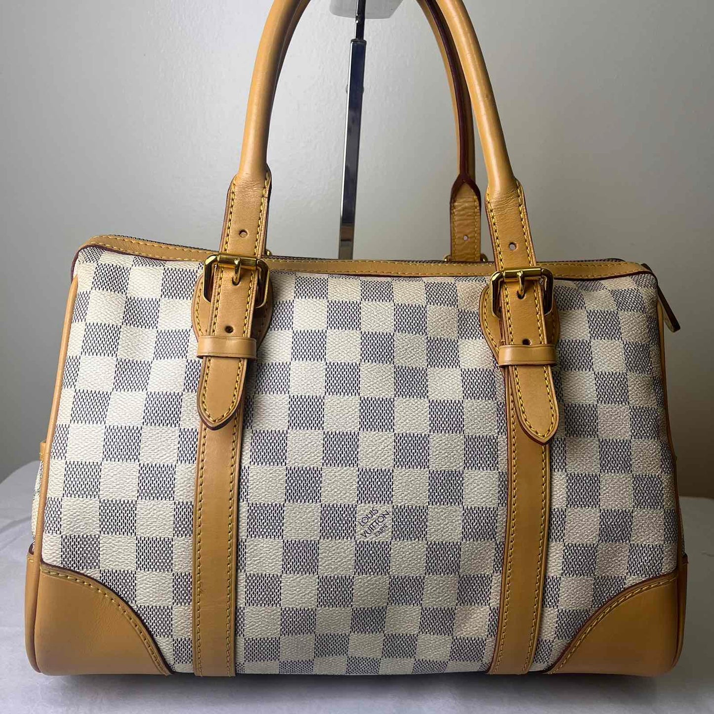 Louis Vuitton Berkeley Damier Azur β 9.4"H x 14.2"L x 7.1"W
