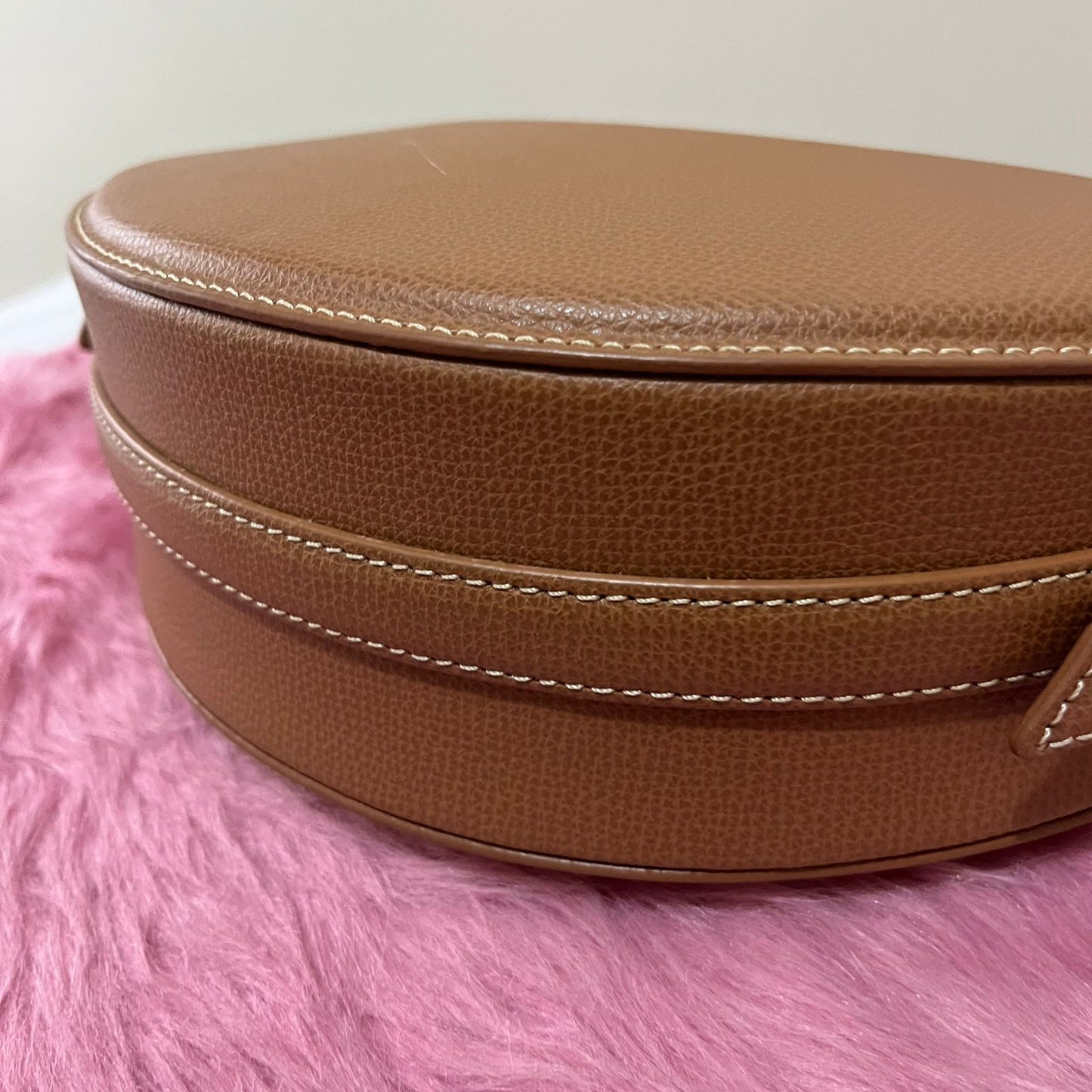 Polène Numéro Dix Brown – 6.5"H x 9.5"L x 2.8"W
