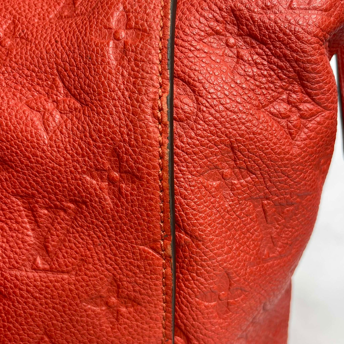 Louis Vuitton	Lumineuse Monogram Empreinte Red