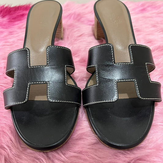 Hermès Oasis Black – Size 38