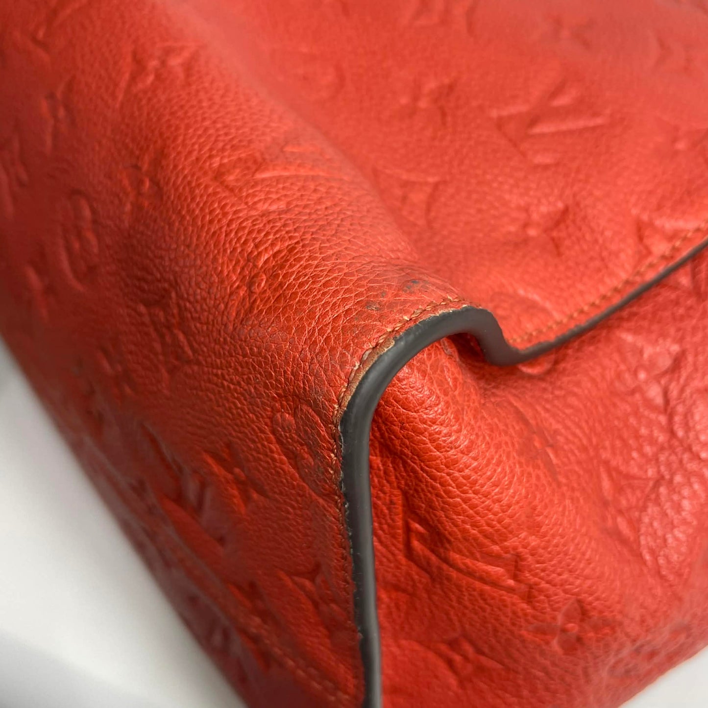 Louis Vuitton	Lumineuse Monogram Empreinte Red