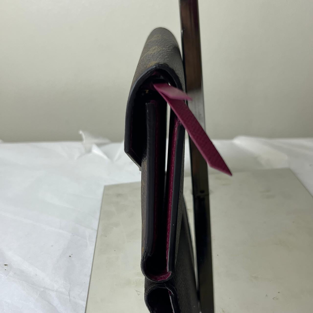 Louis Vuitton	Victorine Fuscha Pink