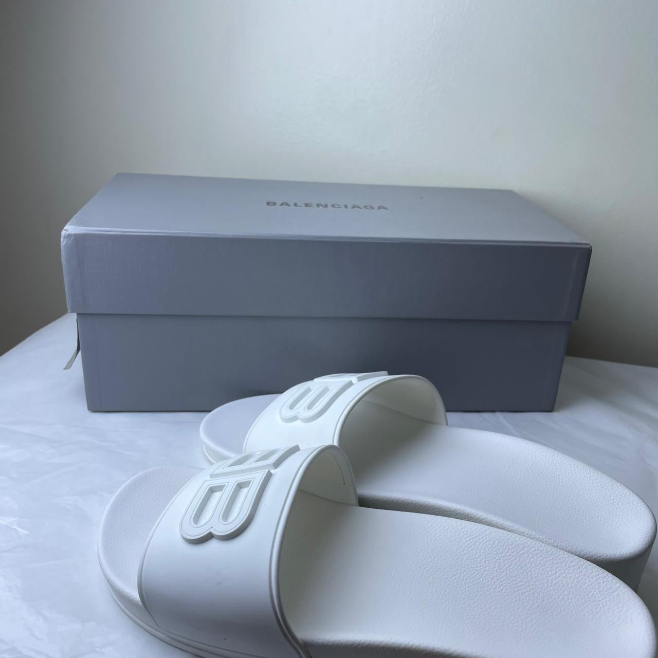 Balenciaga White Pool Sandals Size 38