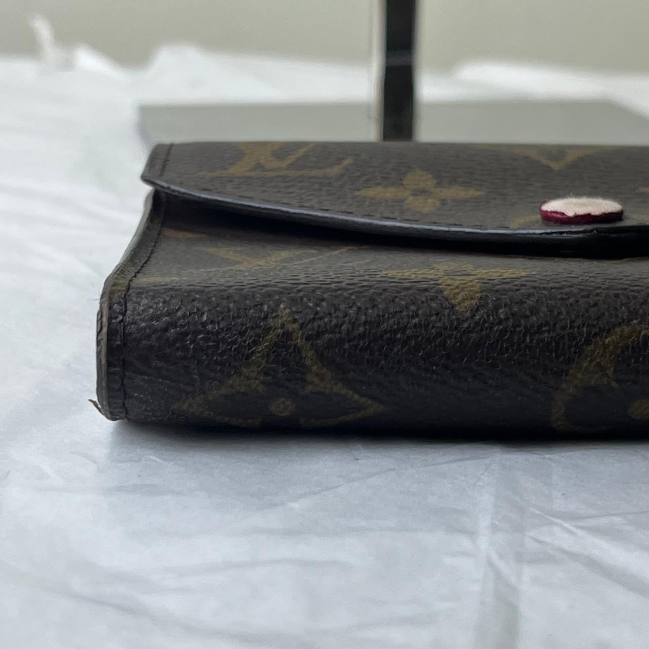 Louis Vuitton	Victorine Fuscha Pink