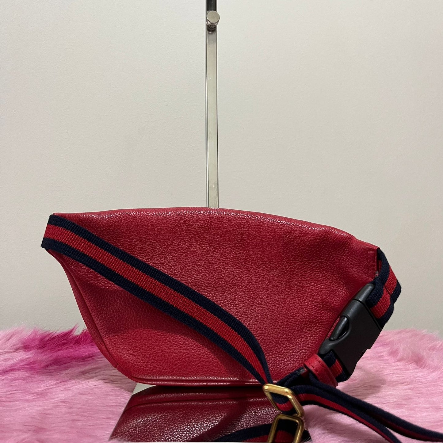 Gucci Beltbag Red – 5"H x 9"L x 3"W